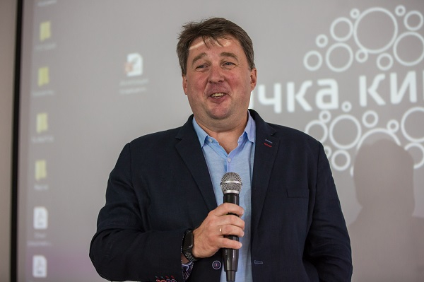 Верницкий пытается найти баланс между работой и семьей