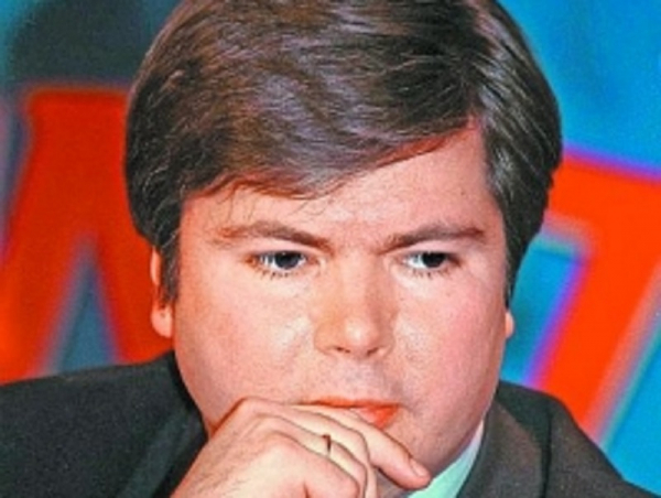Артем Боровик