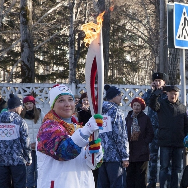 Абрамова приняла участие в эстафете Олимпийского огня в 2013 году