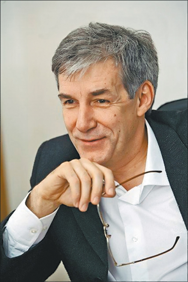 Муж Елены Ханги