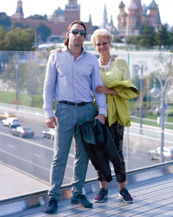 Элеонора с сыном Денисом