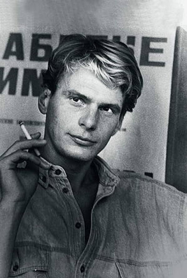 Евгений Додолев в молодости