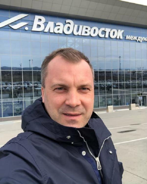 Евгений Попов