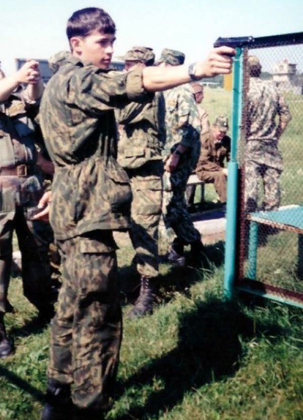 Сергей на военных сборах в мединституте