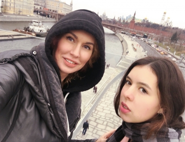 Таисия с дочерью Яной Гончаровой